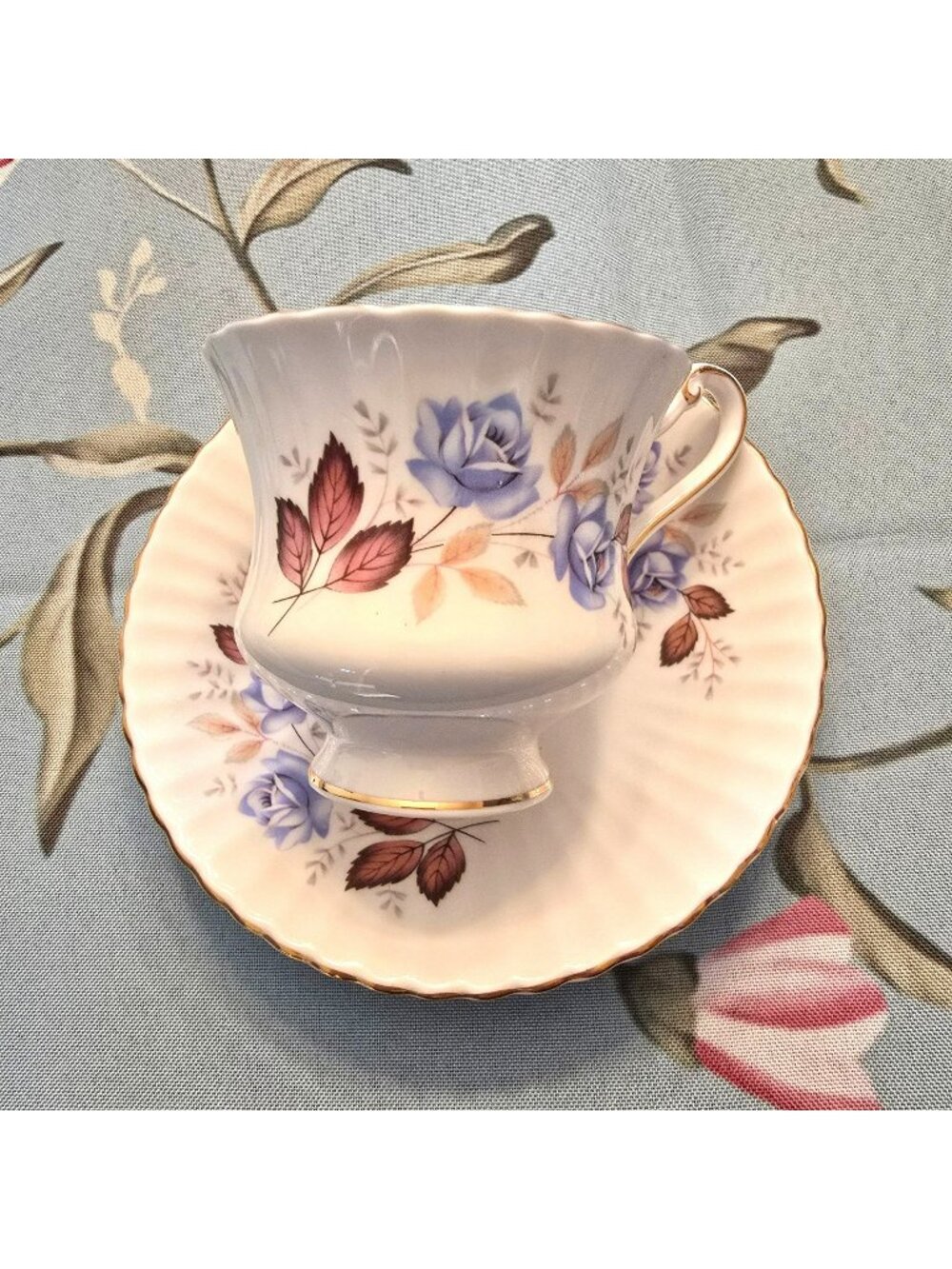 Vintage Royal Standard Tea Cup & Saucer Set Blue Rose Floral England JH8001